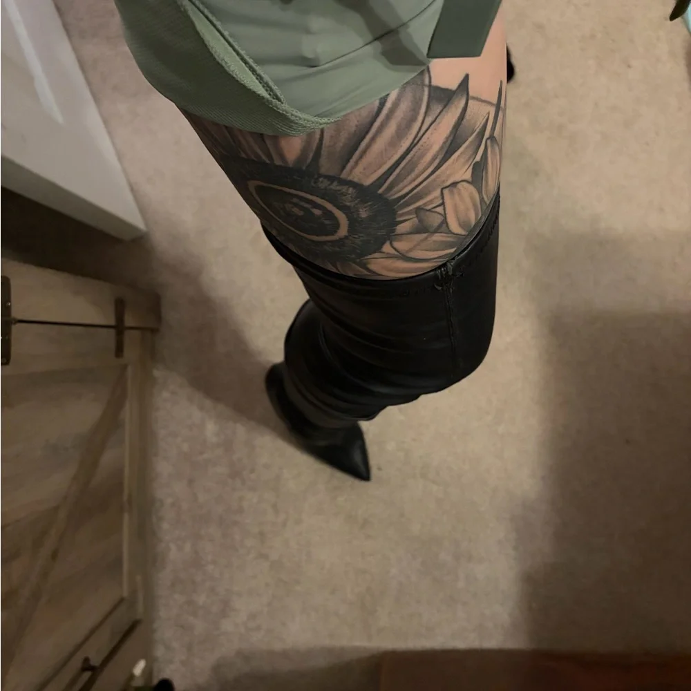 FLAWED Black Thigh High Stiletto Boots FLAWED - Picture 2 of 8